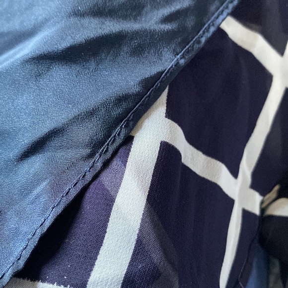 Esley navy blue,white DRESS M pane ruffle sleeveless, gathered waist, side zip - Picture 8 of 8